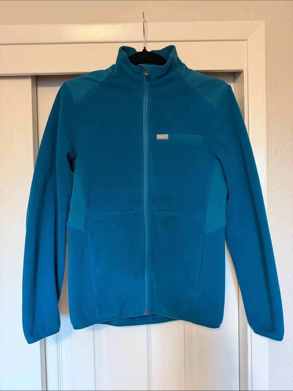 Figs Full-Zip Teal/Blue Fleece Jacket. XS.